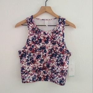 NWT Balance Collection Red Wildflowers Cropped Muscle Tank Large